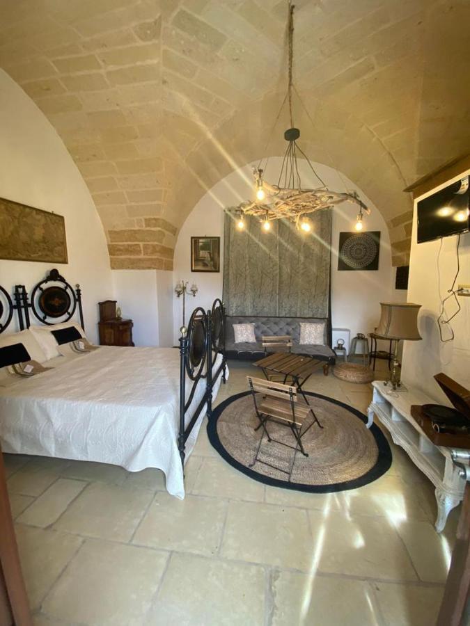 Masseria Li Vecchi Squinzano Exterior foto